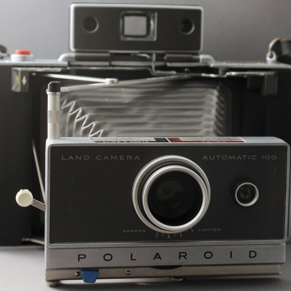 Vintage Polaroid Land Camera Automatic 100 - Picture 1 of 1